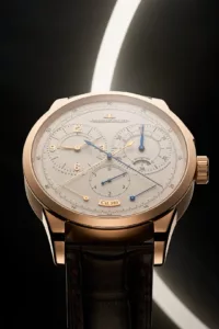 Packshot JLC de face