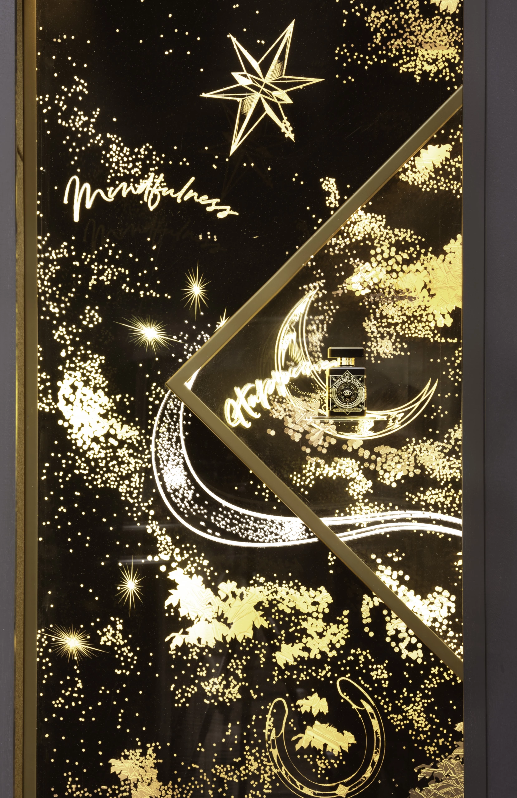 shooting photo vitrine retail parfums de marly3