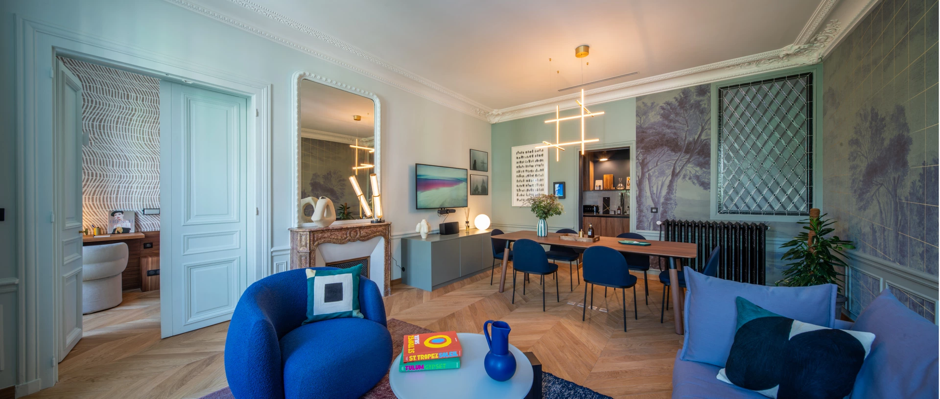 Photographie d'un appartement parisien luxueux