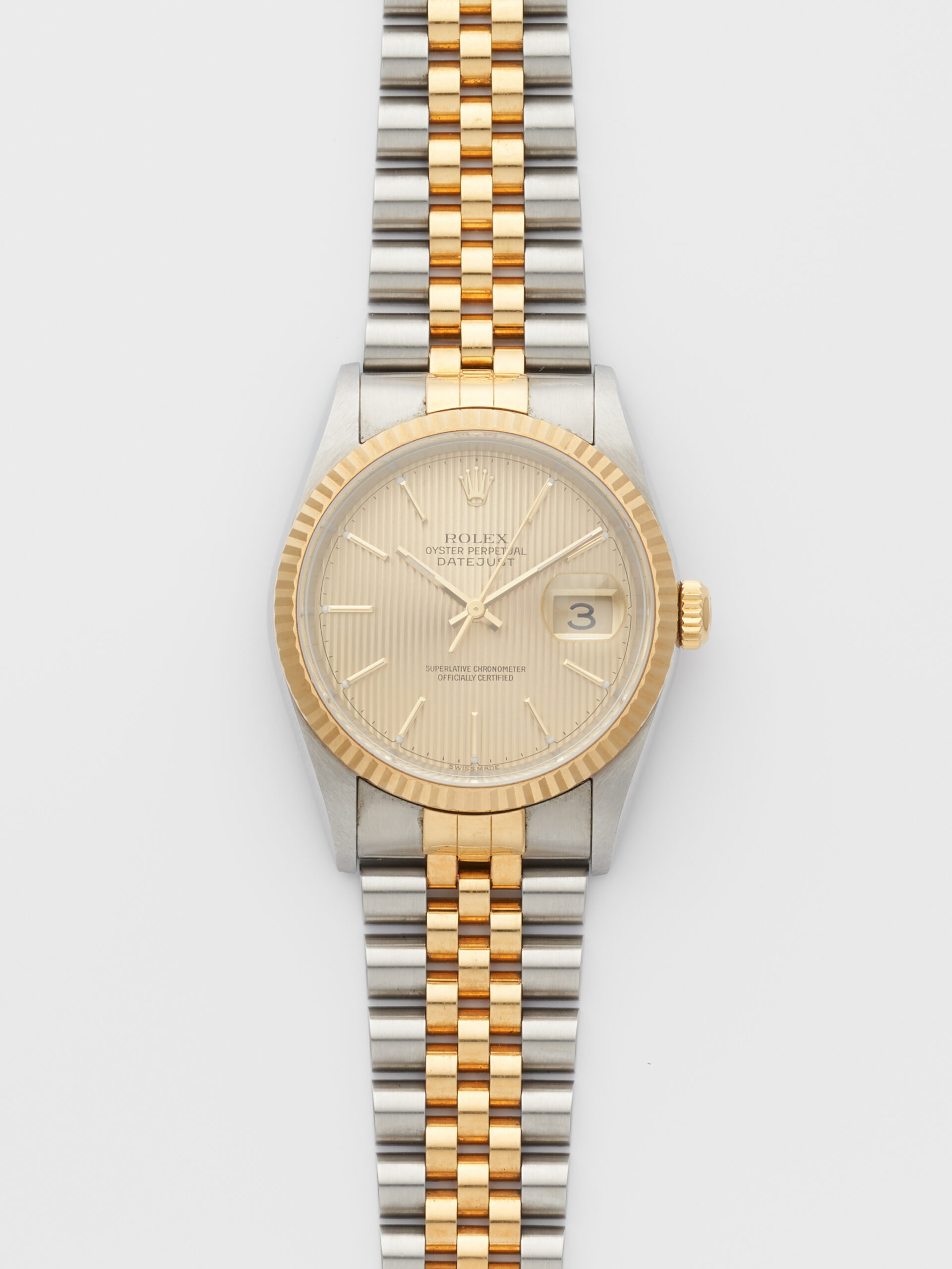 ARCHIWATCH Vintage Lot 1 – Vue 1 – 02-avant Packshot de la Rolex Oyster Perpetual Date