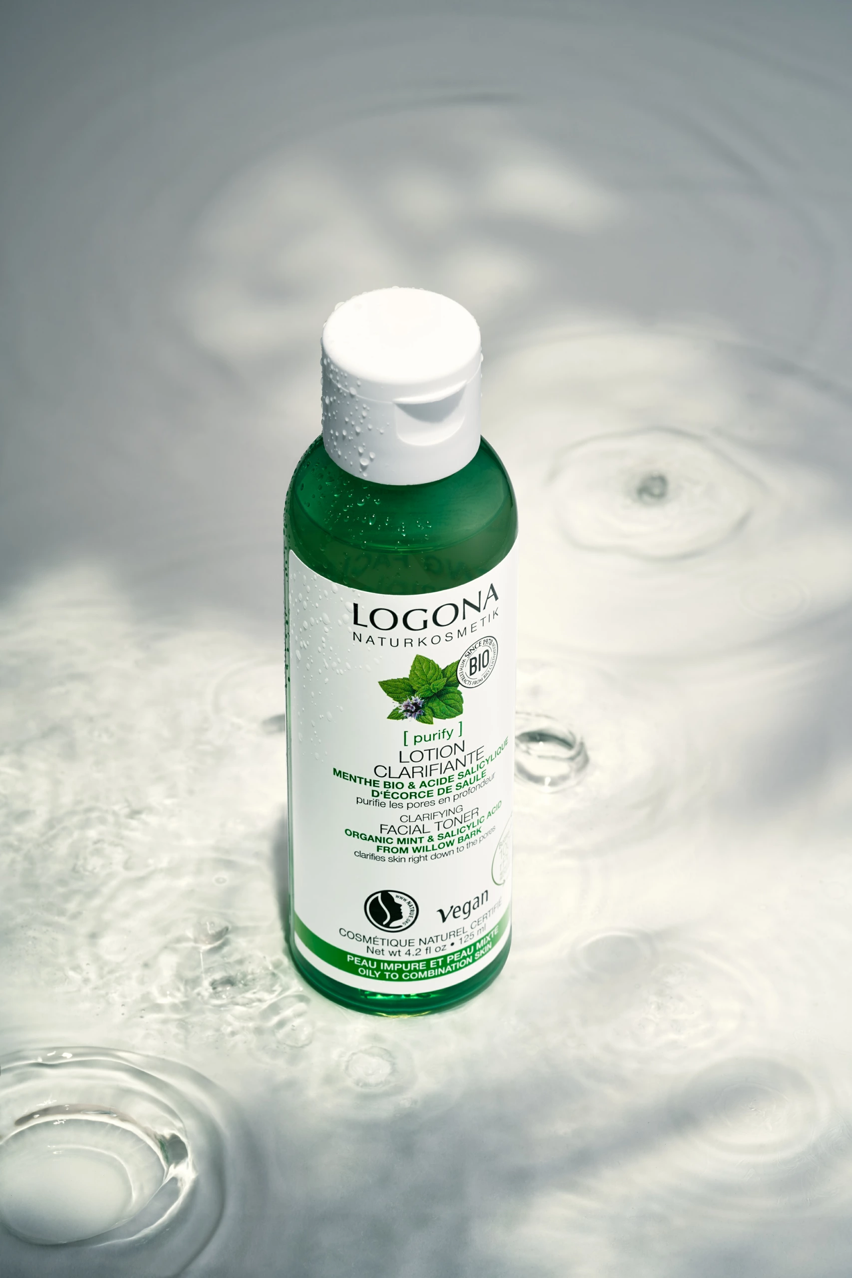 LOGONA_Still_Life_Lotion_Clarifiante Still life de la lotion clarifiante Logan