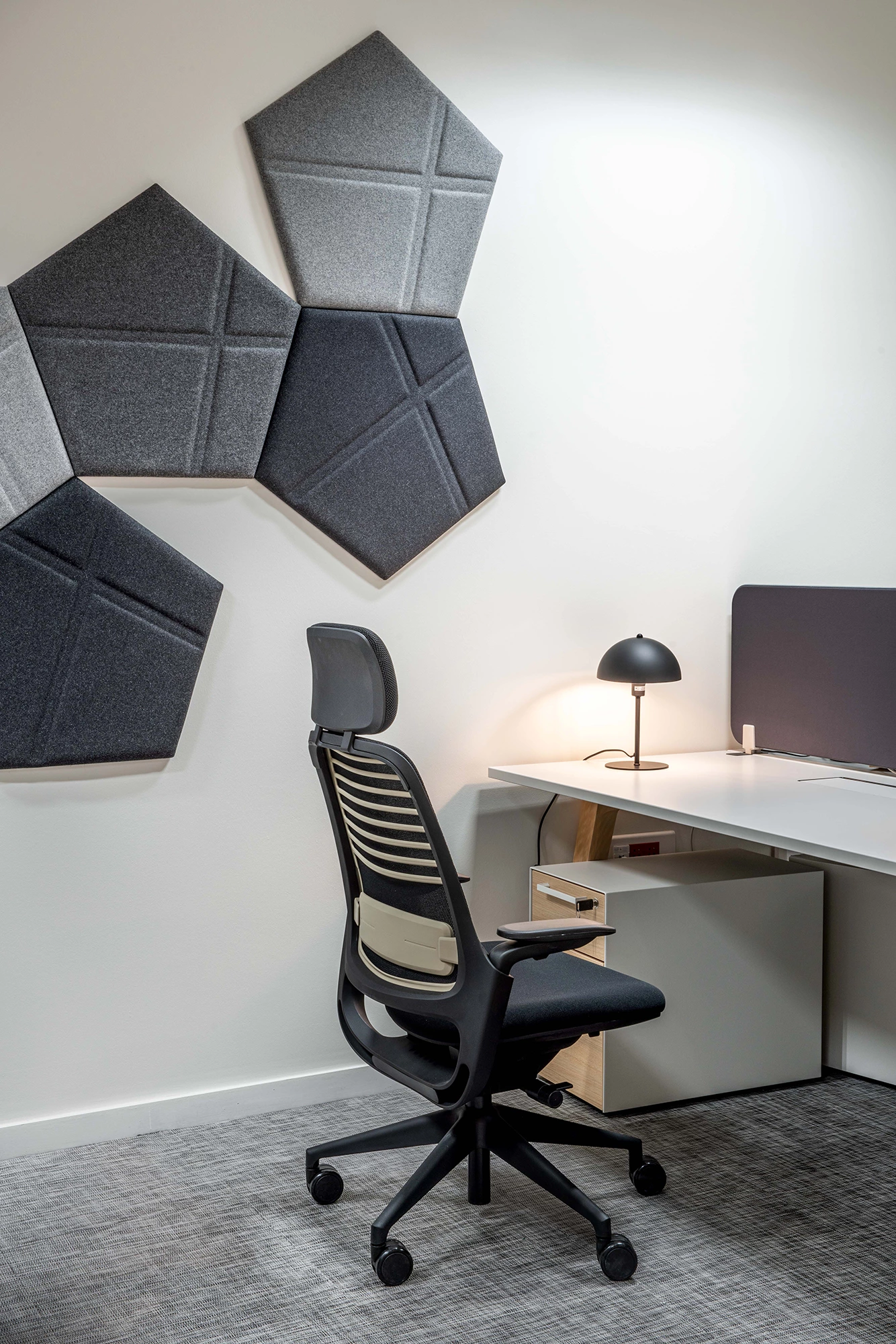 Redimensionné Photographie Bureau de banque 7 Photographie de Bureau de banque