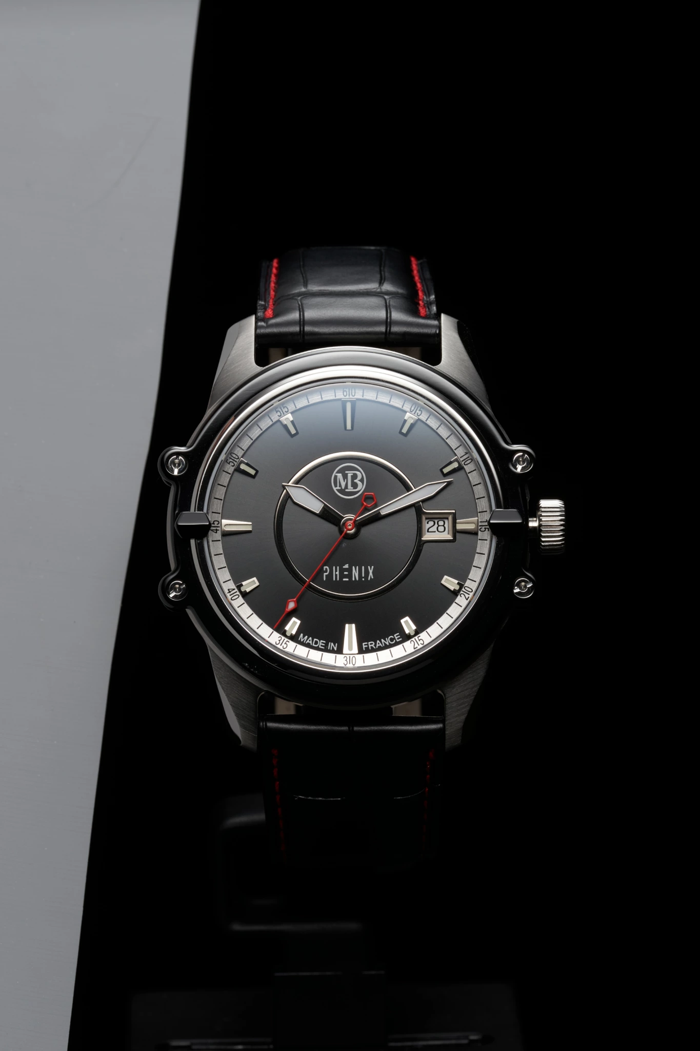 Photo de la montre Phénix de MB Watches avant retouche