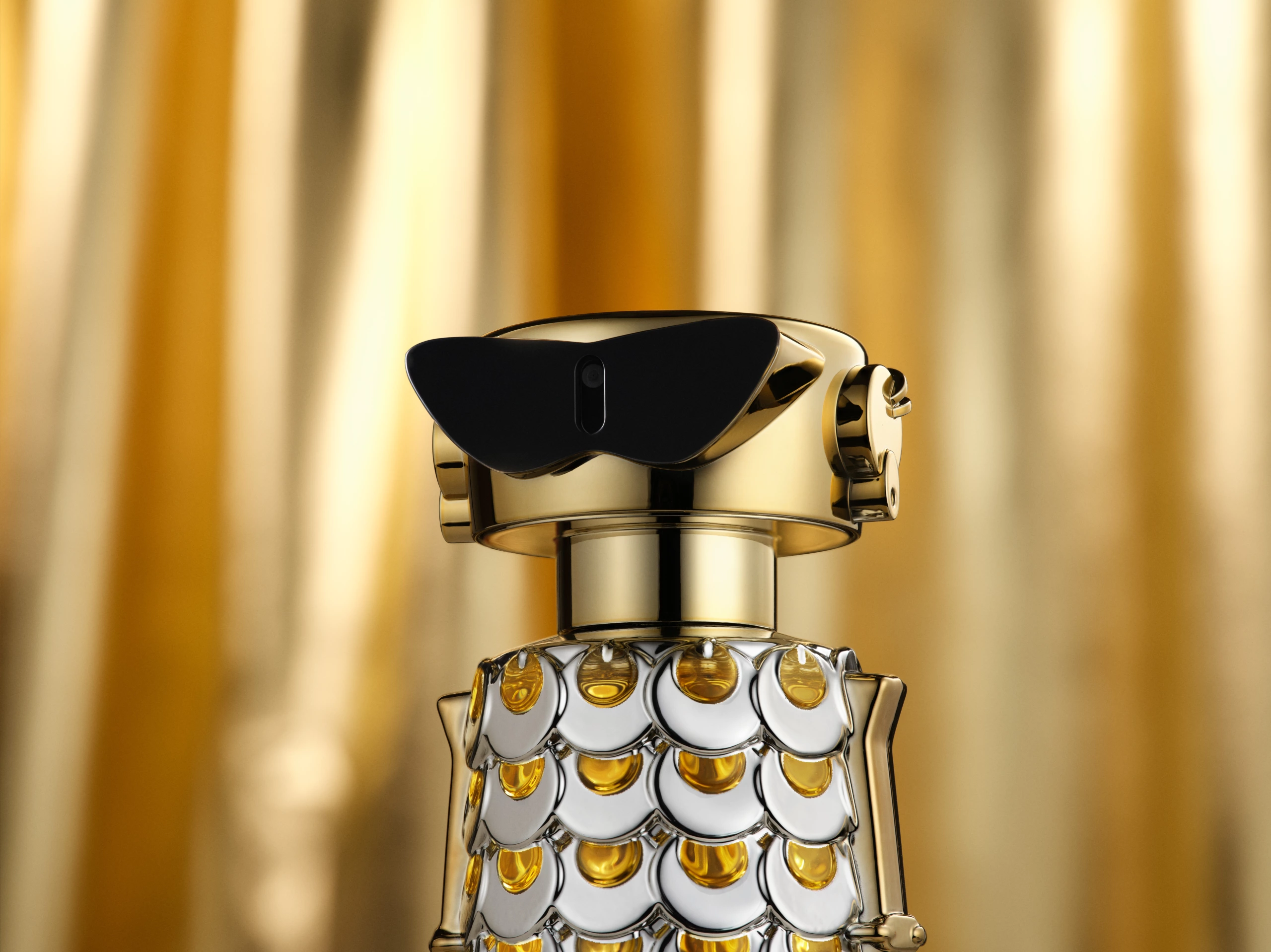 Still life du parfum Fame de Rabanne