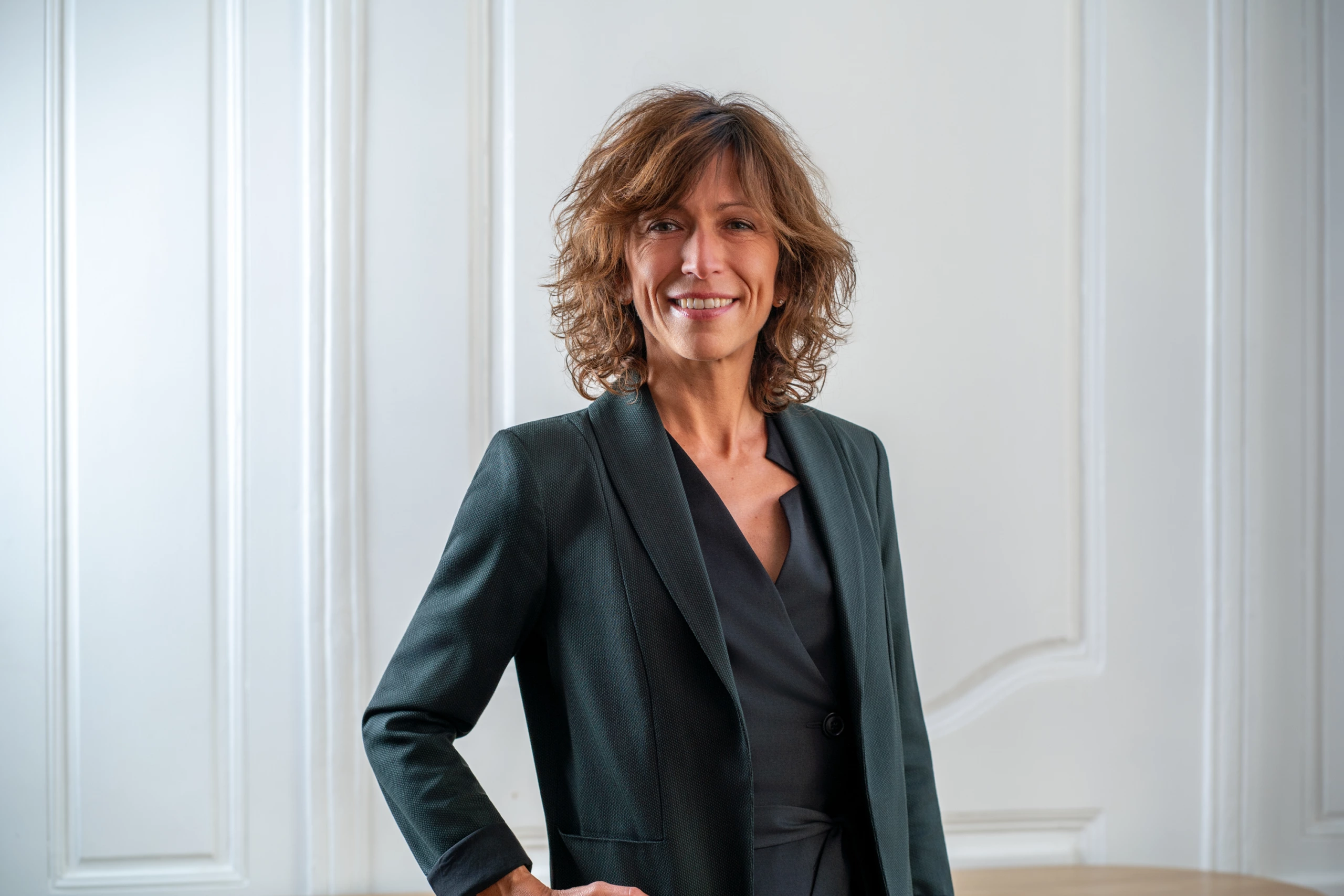 Portrait dirigeant d'une femme de l'entreprise Arverne