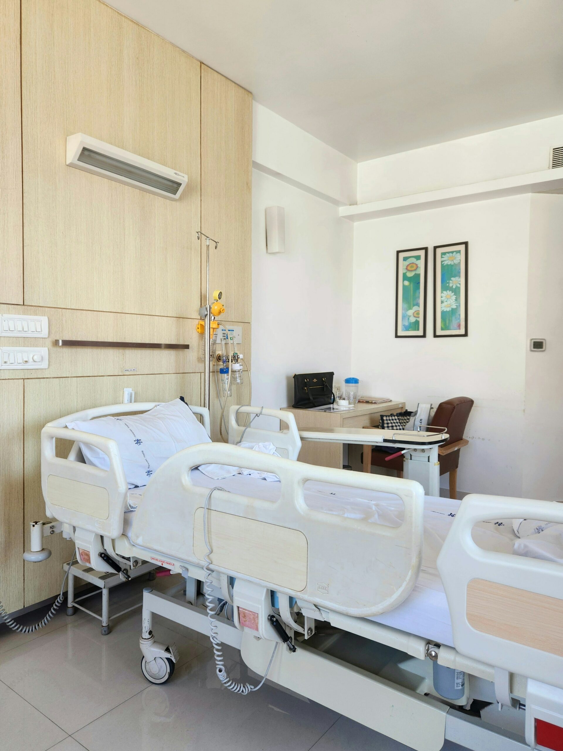 Photographie d'un lit d'hôpital