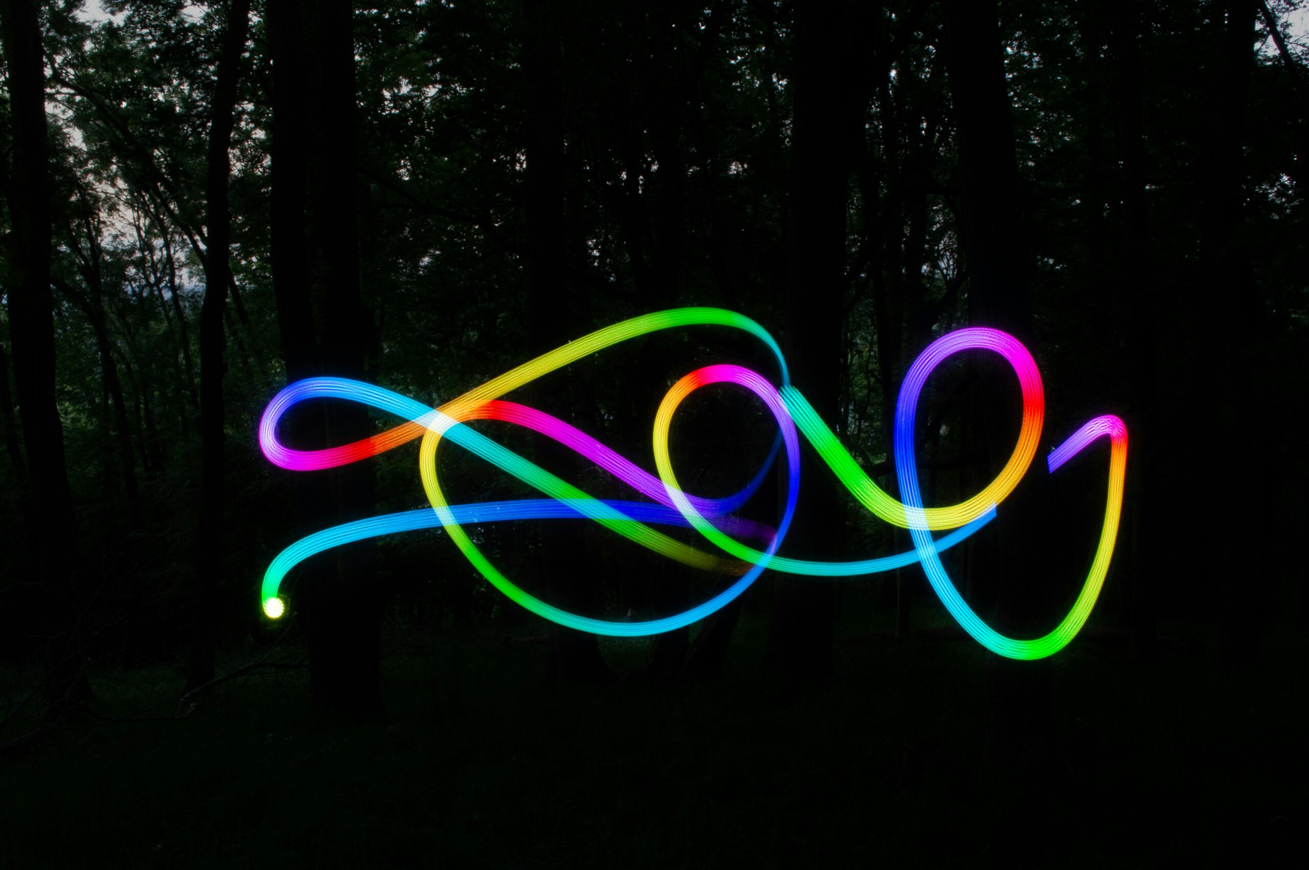 light painting artistique sculpture de lumière colorée